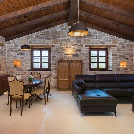 Villa Didovi Dvori *
